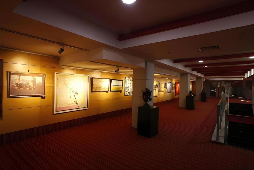 The Corporate Hotel And Convention Centre Ulaanbaatar Exterior photo