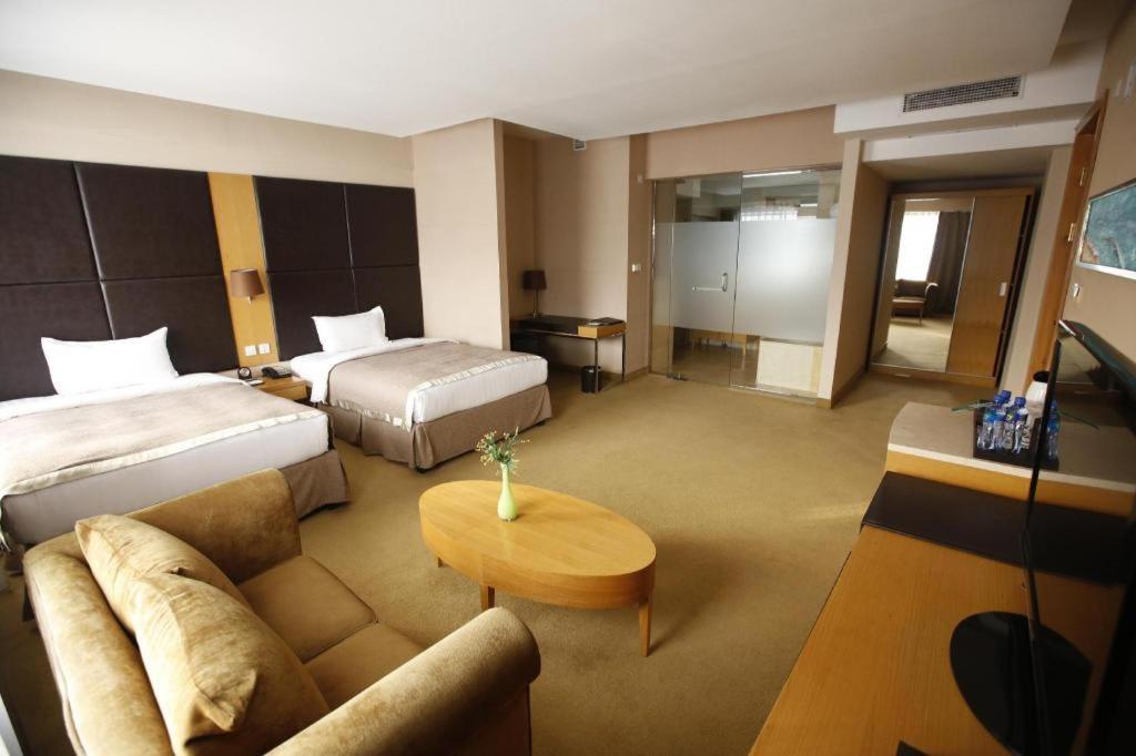 The Corporate Hotel And Convention Centre Ulaanbaatar Exterior photo