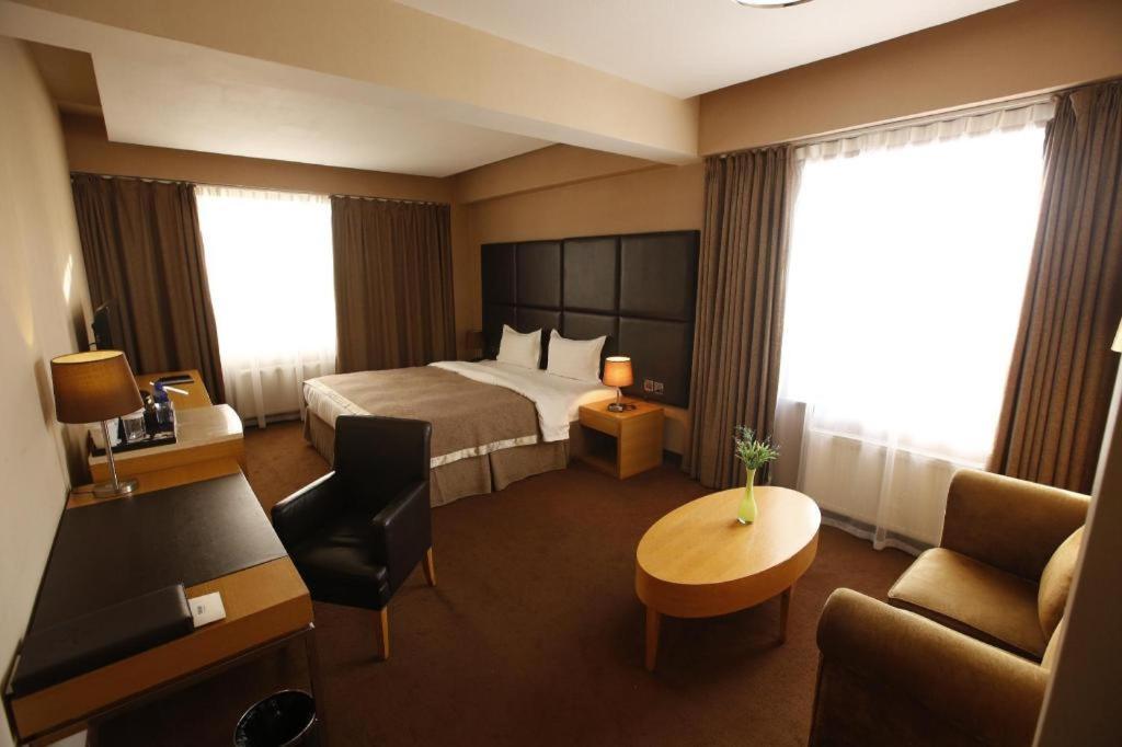 The Corporate Hotel And Convention Centre Ulaanbaatar Exterior photo